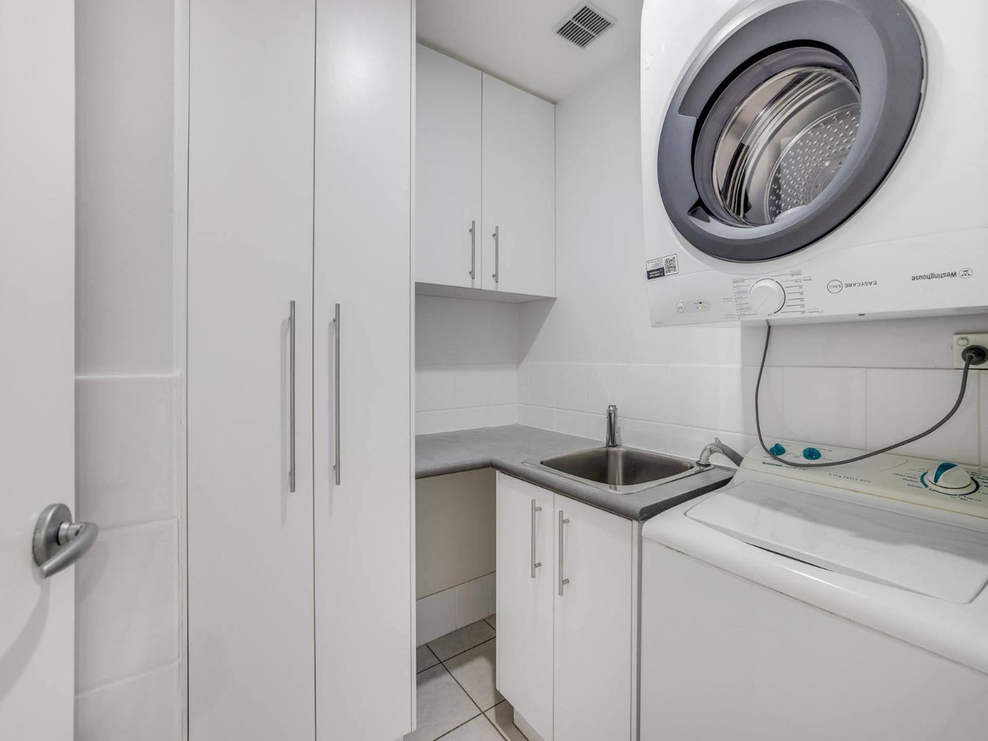 Meridian Alex Beach Apartments Alexandra Headland Esterno foto
