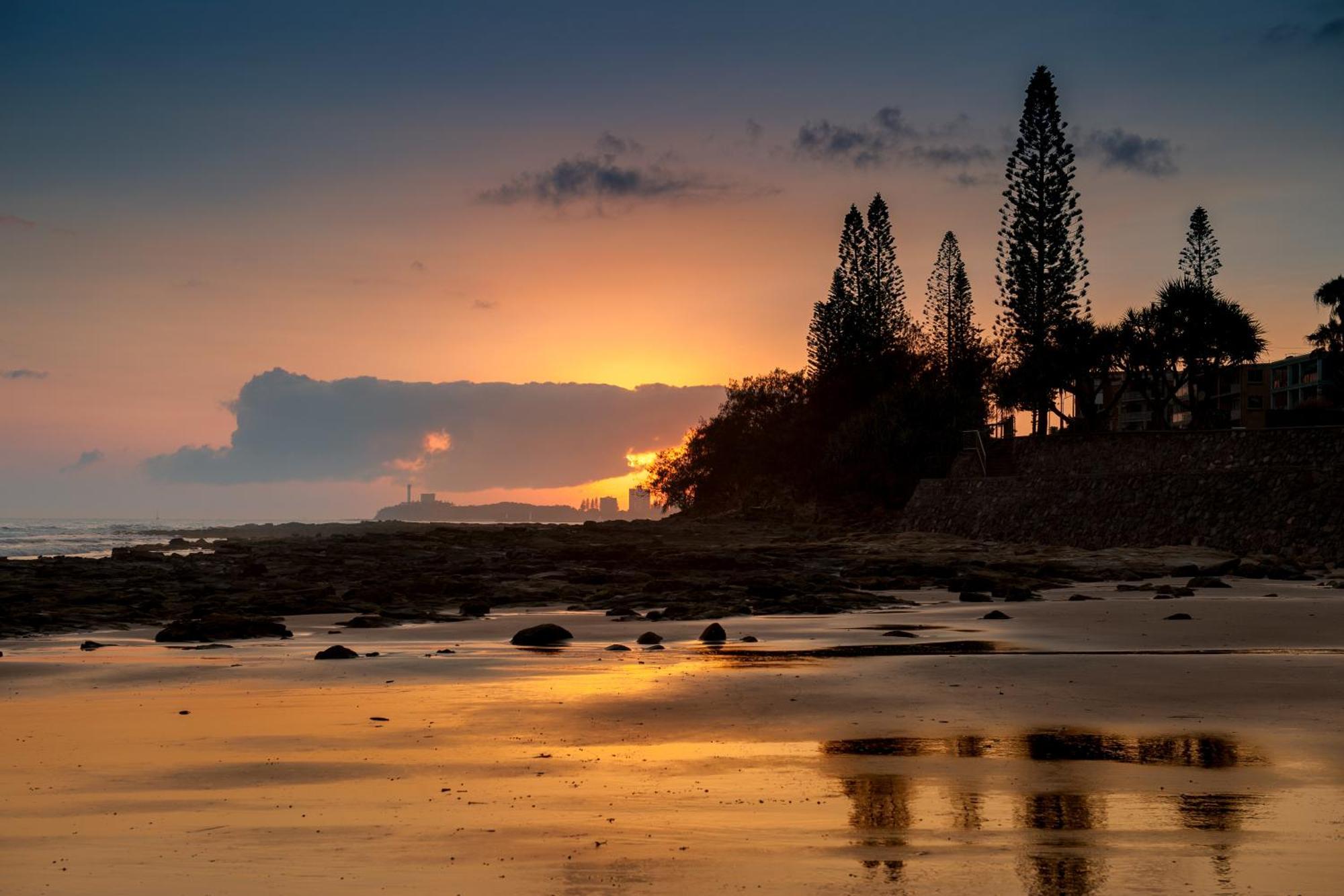 Meridian Alex Beach Apartments Alexandra Headland Esterno foto