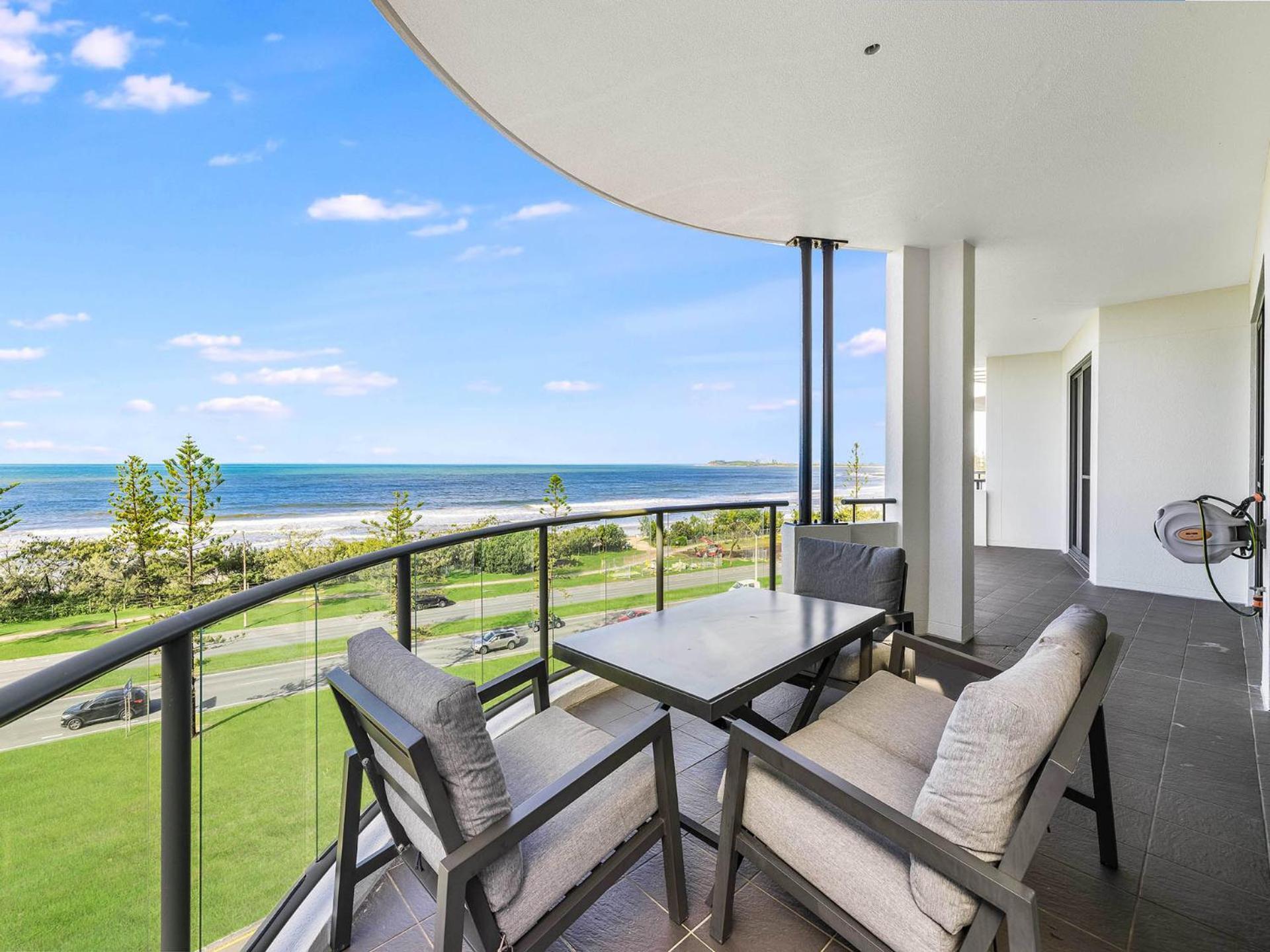 Meridian Alex Beach Apartments Alexandra Headland Esterno foto