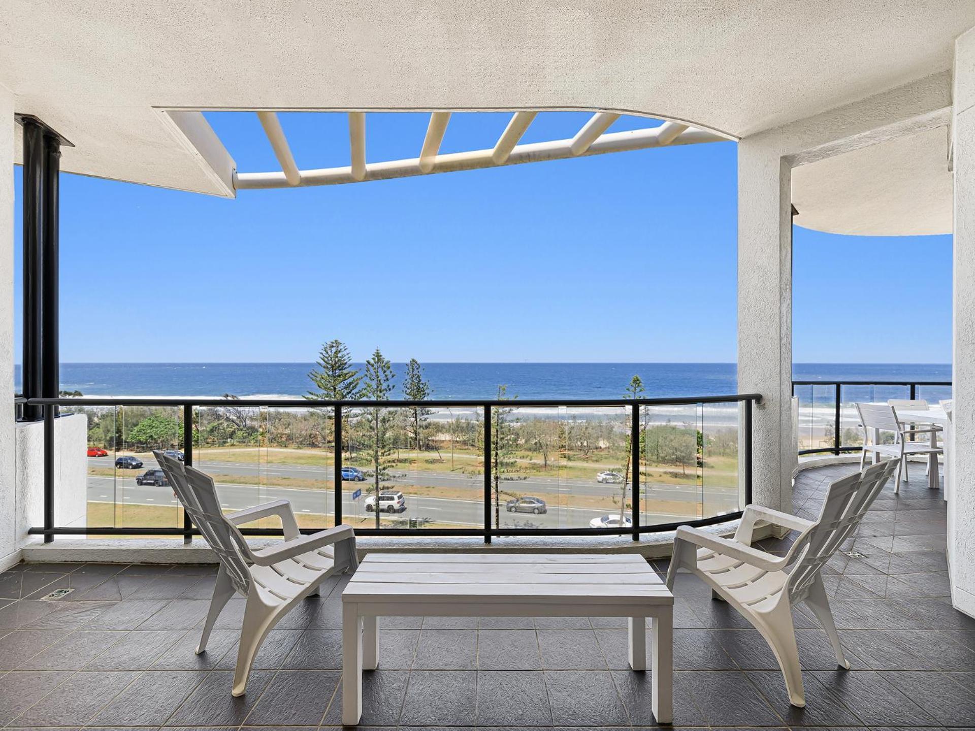 Meridian Alex Beach Apartments Alexandra Headland Esterno foto