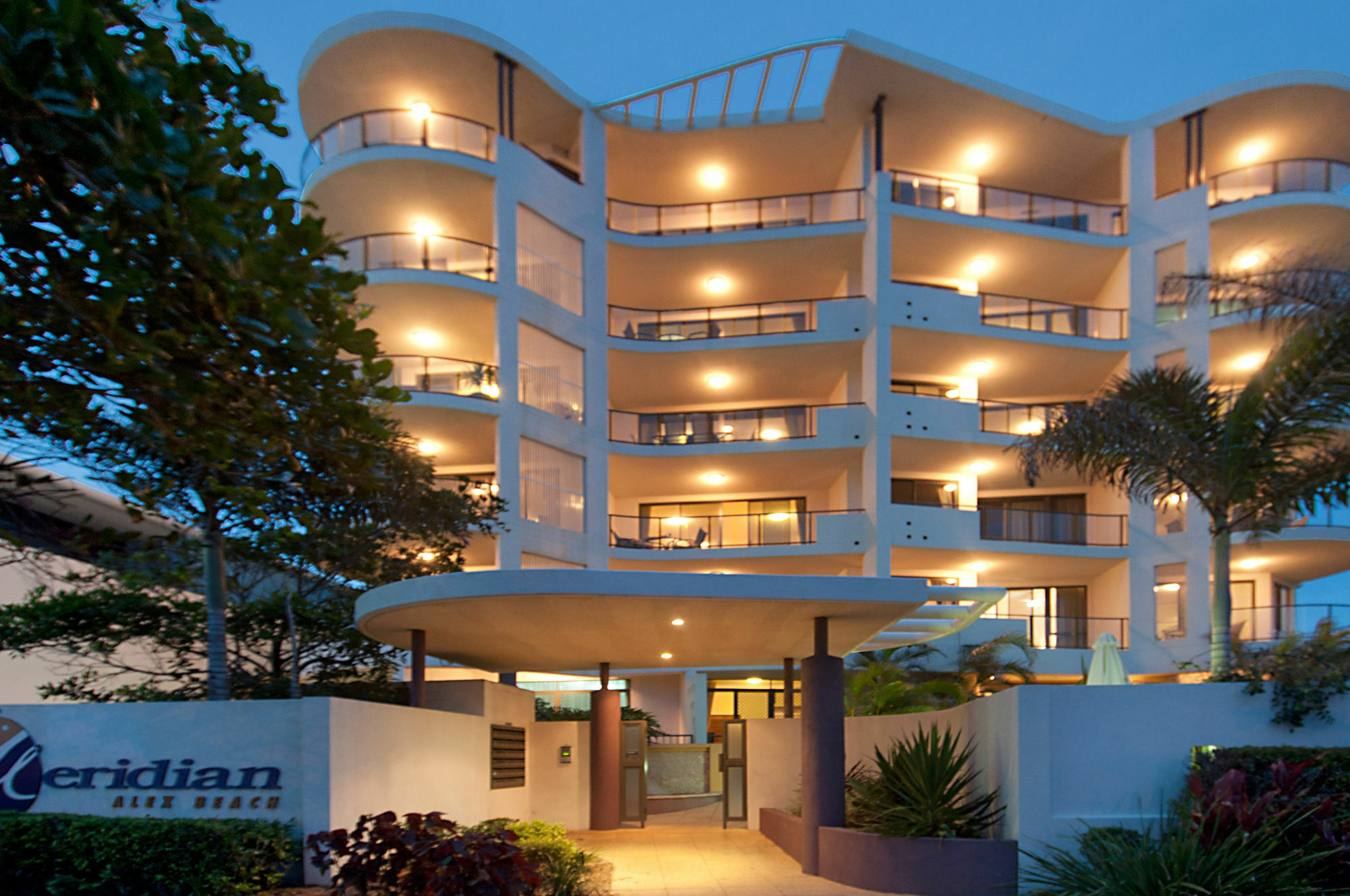 Meridian Alex Beach Apartments Alexandra Headland Esterno foto